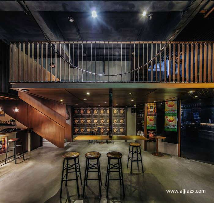 復古火鍋店設計裝修，工業(yè)風火鍋店設計裝修