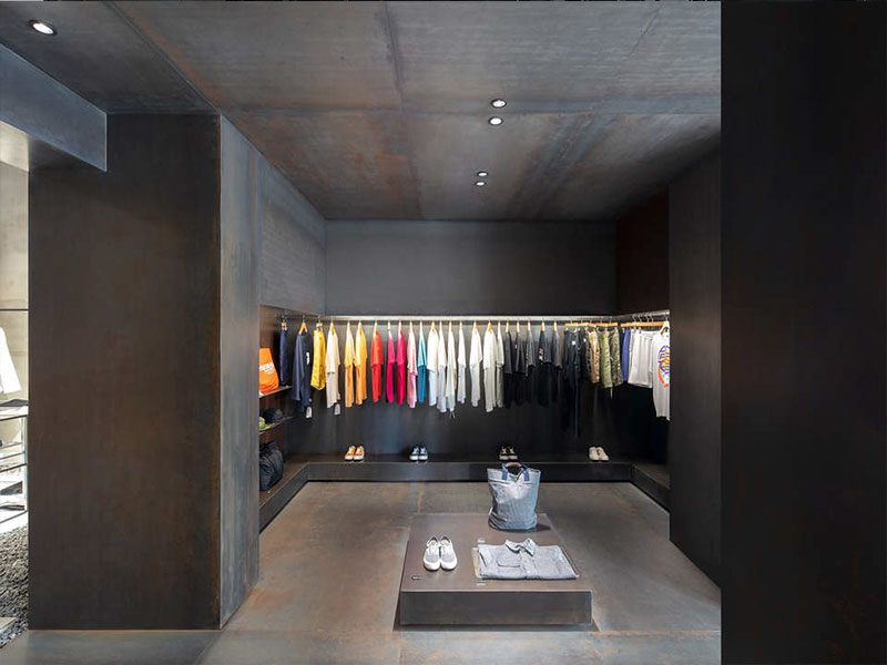 DOE品牌服裝專賣店設(shè)計裝修效果圖