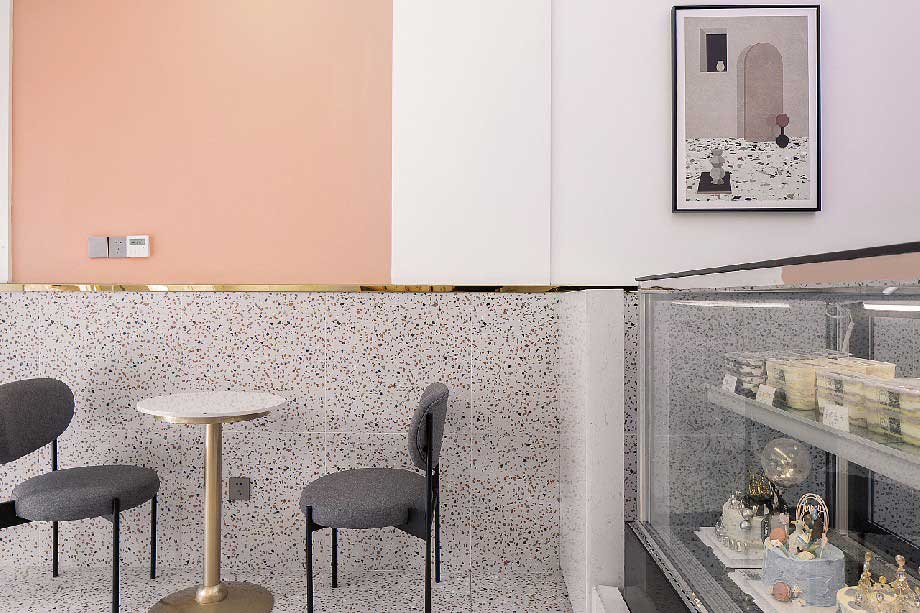 80平米臨街甜品蛋糕店裝修設(shè)計