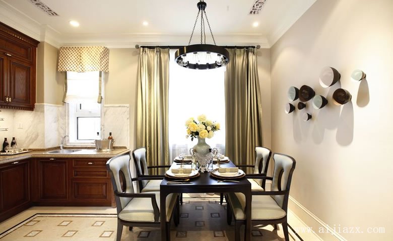 開(kāi)闊的簡(jiǎn)歐風(fēng)格廚房餐廳一體裝修效果圖