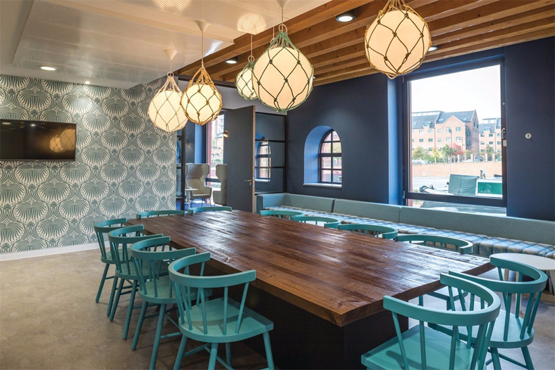 鄭州LOFT辦公室裝修設(shè)計要點(diǎn)有哪些